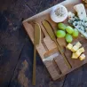Plateau à fromage en acacia avec 2 couteaux - LIVOO - MEC138