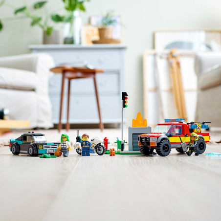 Le sauvetage des pompiers et la course-poursuite de la police - LEGO - Dès 5 ans