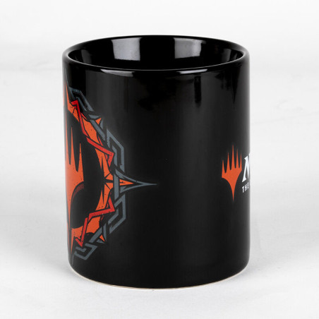 Mug Magic the Gathering Red logo 320mL - BANPREESTO - 78441120377