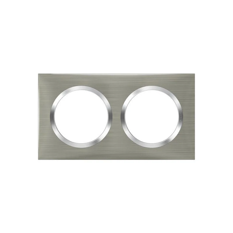 Legrand 600841 Plaque carrée Dooxie 1 poste finition blanc avec bague