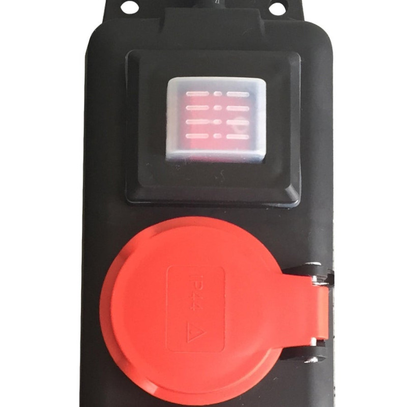 Multiprise Filaire. 3 Prises Noir / Rouge. 2M. Lexman