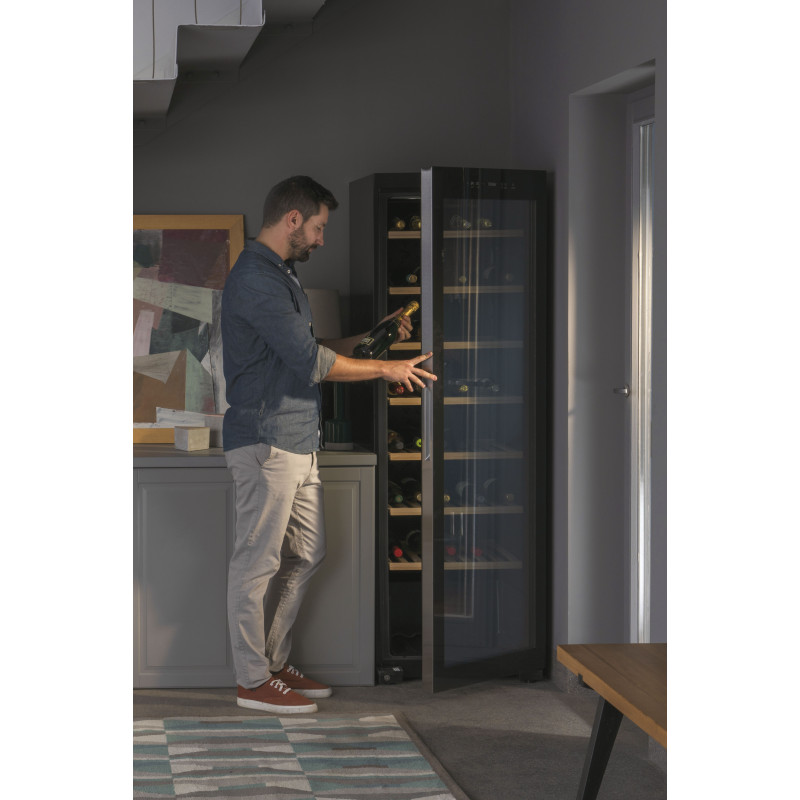 Haier Wine Bank 60 Serie 3 WS171GA Refroidisseur de vin compresseur Pose libre Noir 166 bouteille(s)